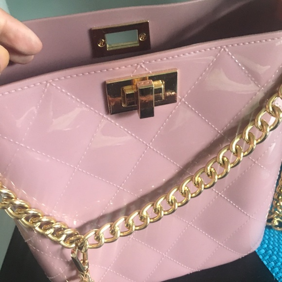 Brand new cute purse, without tag. Beautiful colour and texture. - Picture 2 of 4